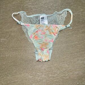 H&M Pastel Lace Trim Thong